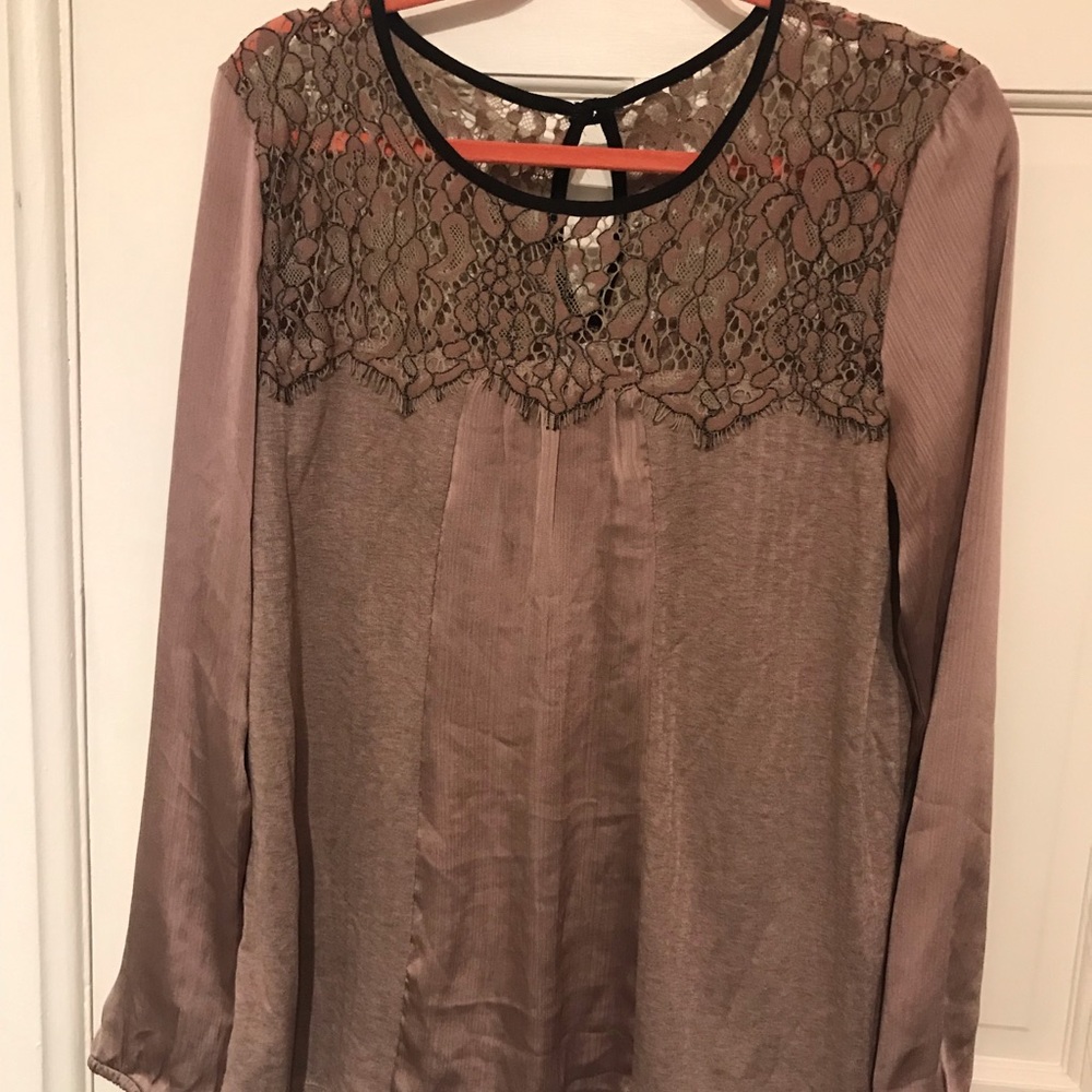 Light pink work top from Maurice’s.